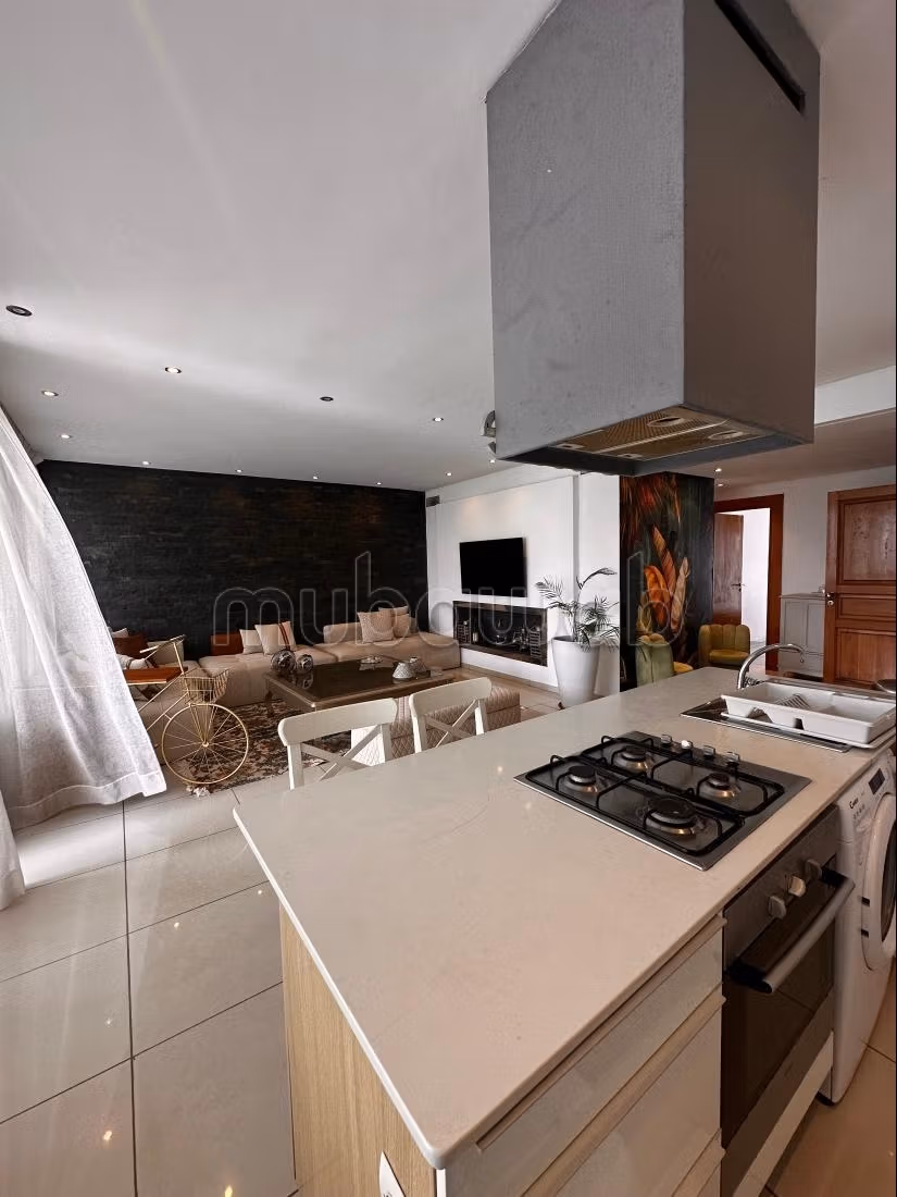 Imagine your new life between pool and beach...