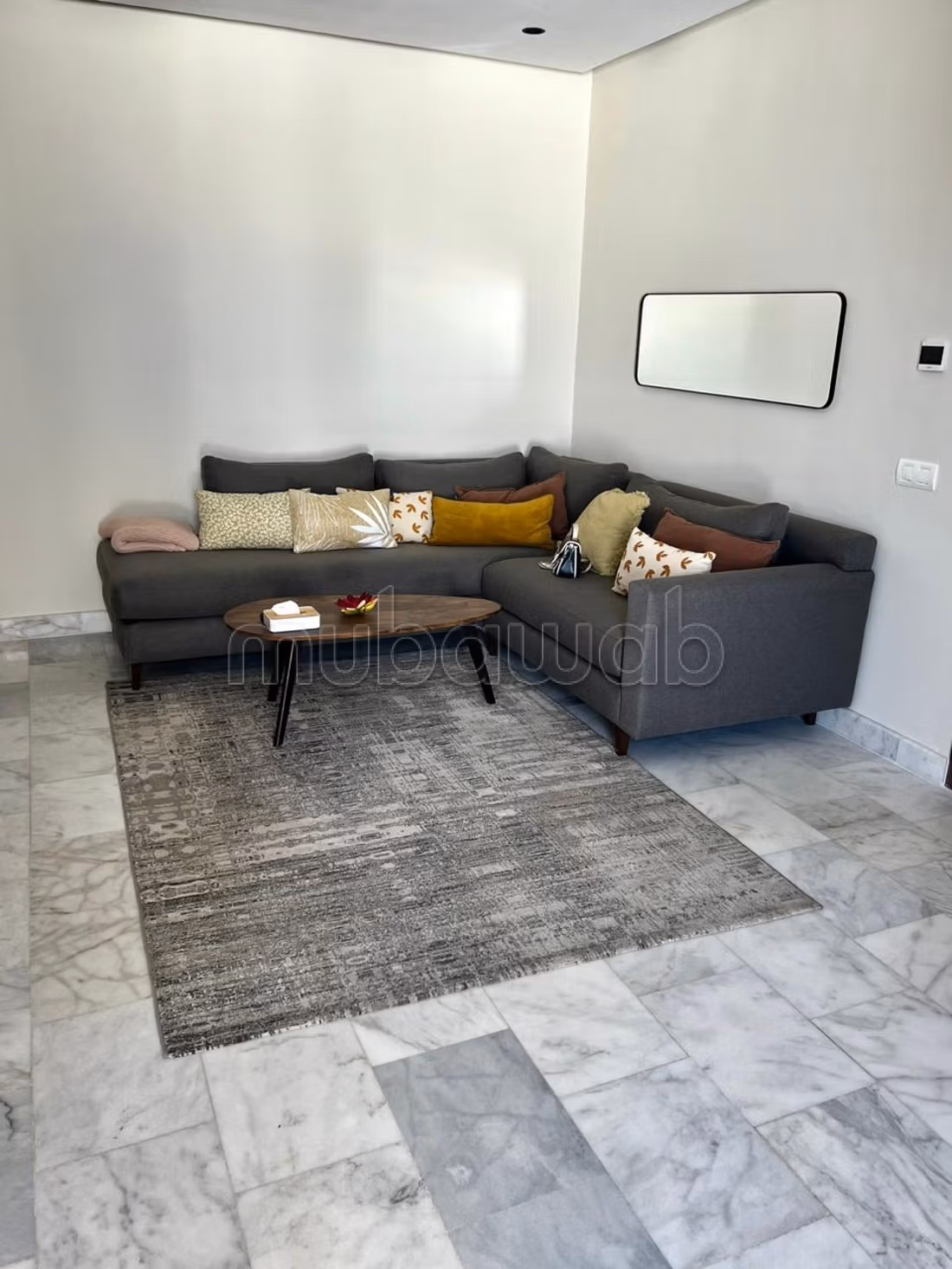 Studio moderno e arredato in affitto - Oasi