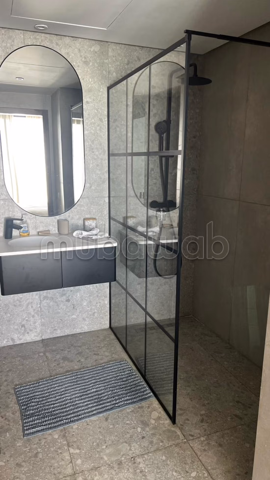 Studio moderno e arredato in affitto - Oasi