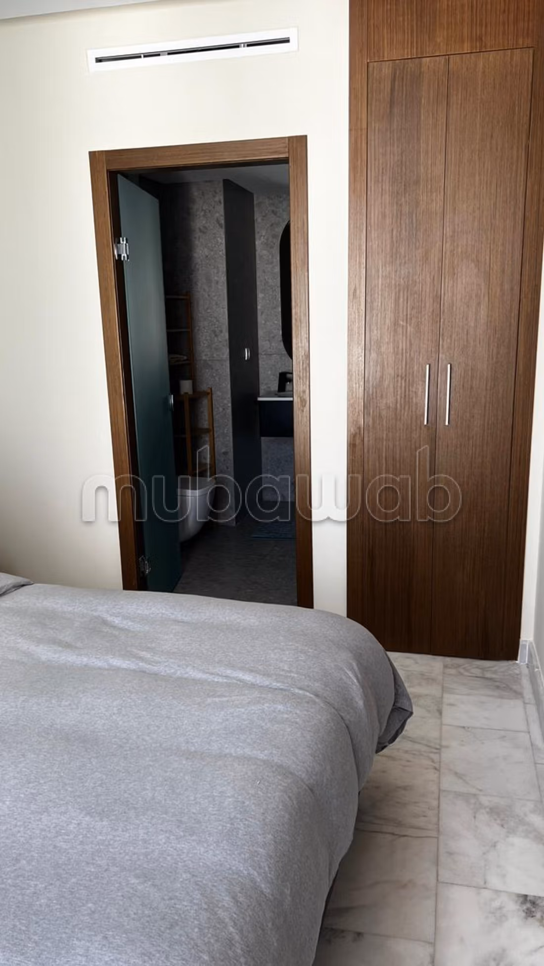 Studio moderno e arredato in affitto - Oasi