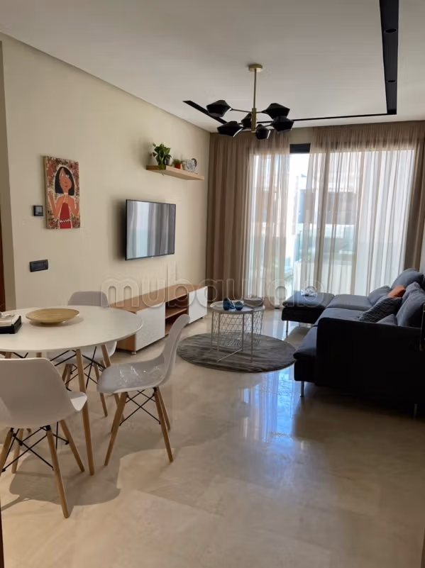 50 m² furnished studio for rent – California