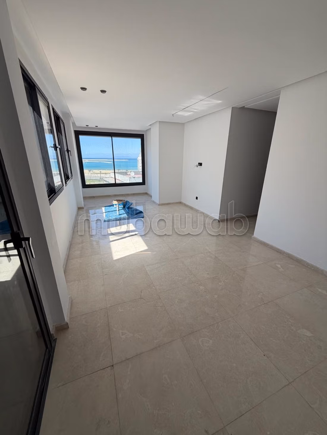 Appartement Neuf à Vendre avec Terrasse Vue Mer — 3