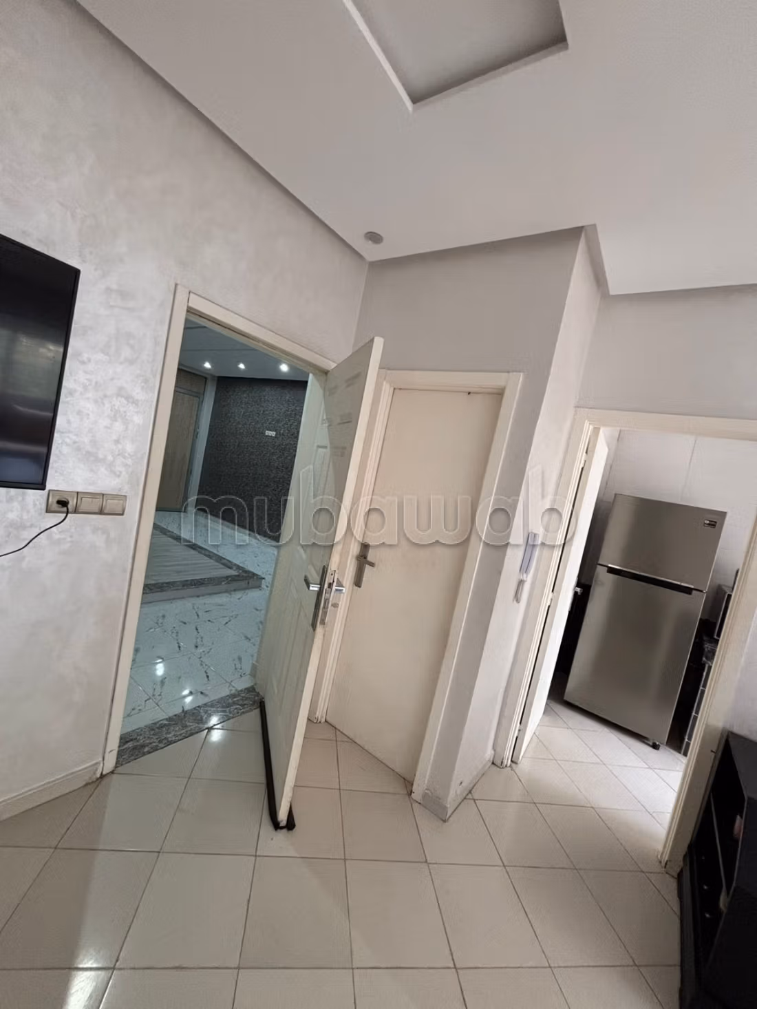 Alquila este apartamento en Hamria. Superficie total 43 m². Terraza y ascensor