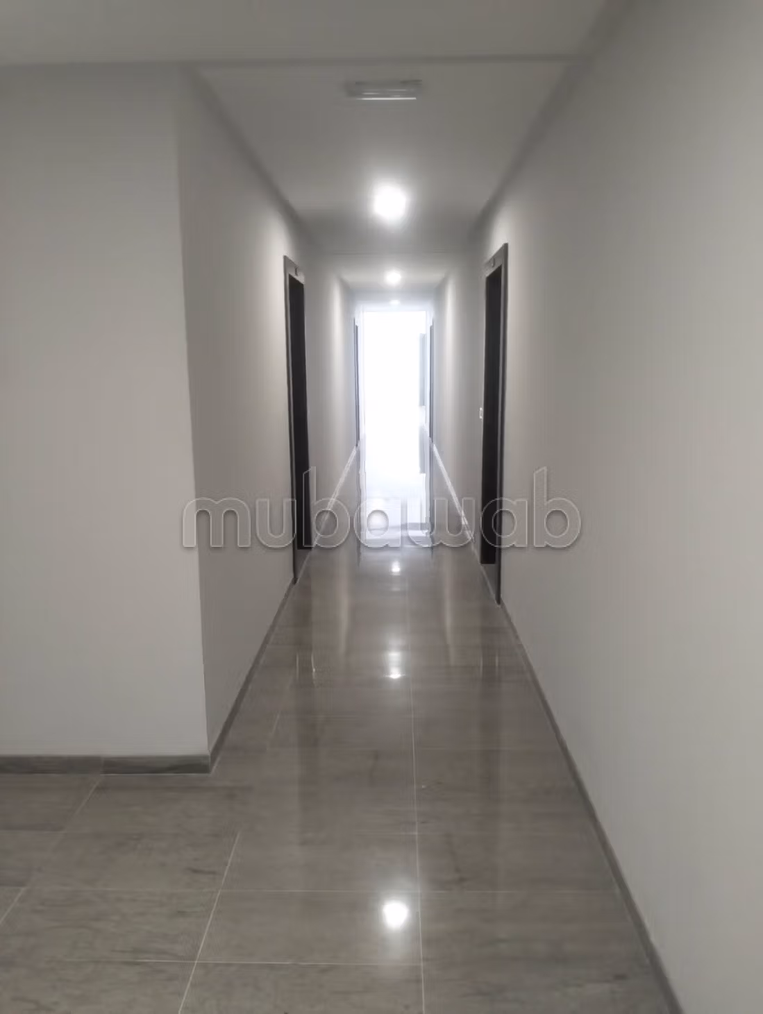 In affitto un ufficio H2 a Mourouj 5