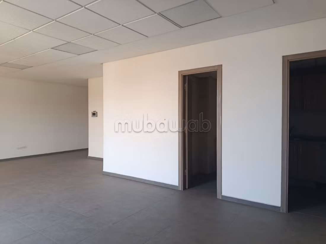 Location – Plateau de bureaux neuf de 66 m²