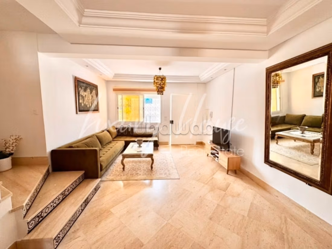 Duplex S3 arredato con terrazza nel cuore di Sidi Bou