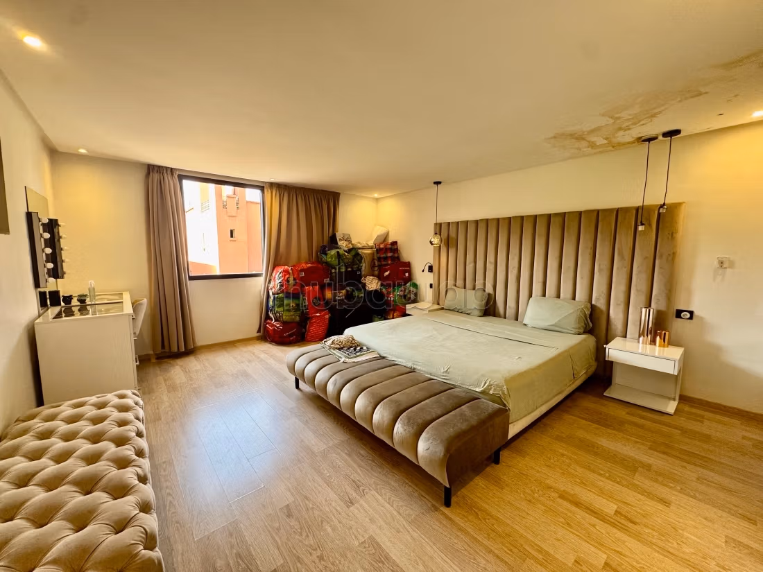 Targa: Moderne villa 200 m²