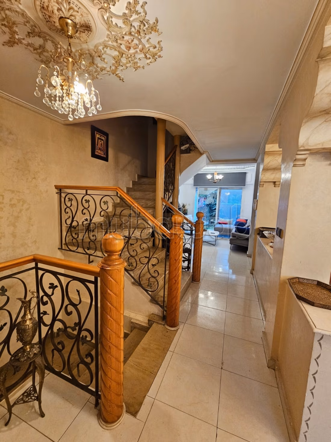 Woonvilla bij het paleis Diyafa