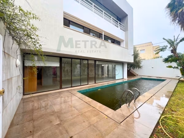À vendre – Villa S5 à Menzah 1