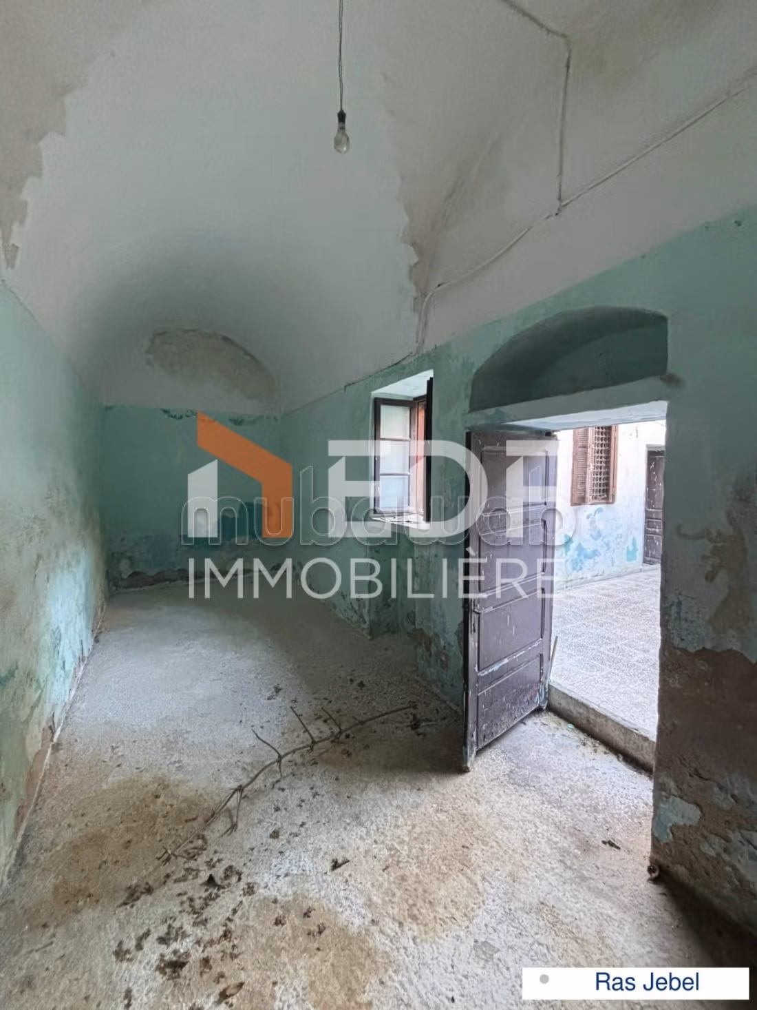 A Vende Maison style Arabesque à Ras Jebel