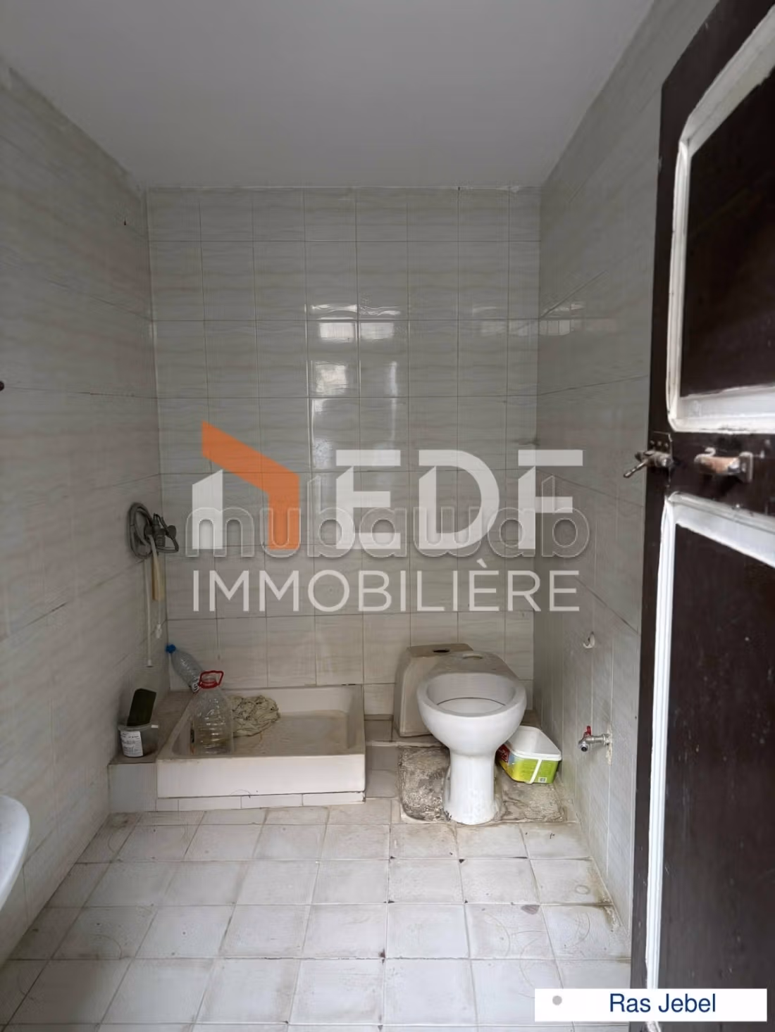 A Vende Maison style Arabesque à Ras Jebel