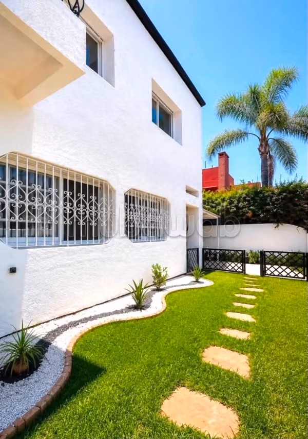 Bella villa in C. I. L 460 m3