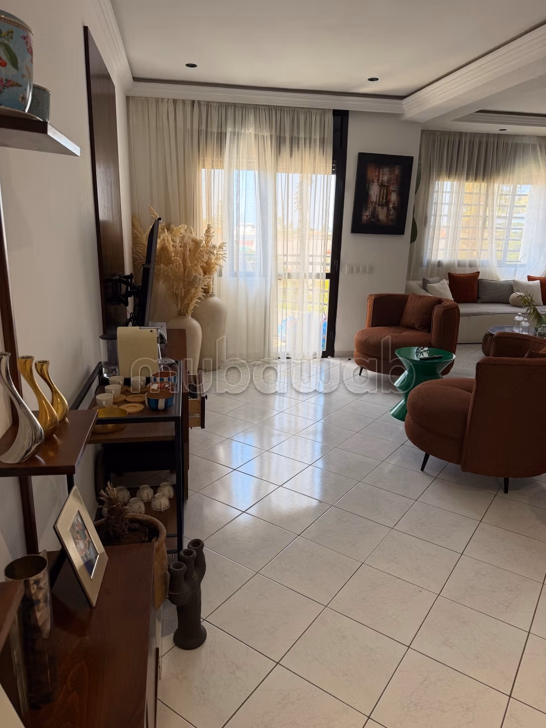 Louez cet appartement à Riyad. 
3 belles chambres. 
Avec ascenseur — 3