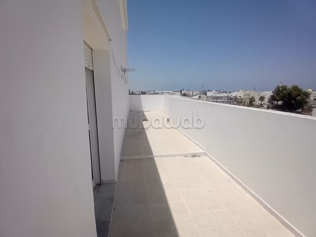 Appartamenti in vendita. Grande superficie di 76 m². Grande balcone