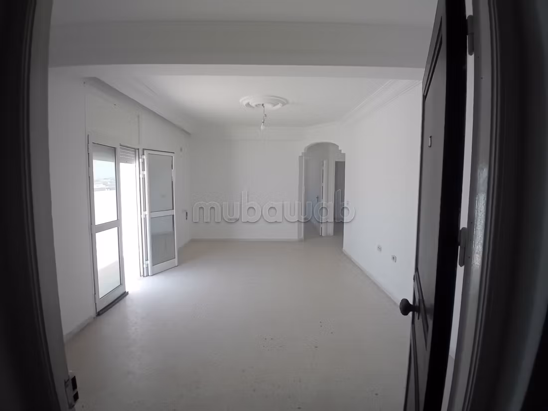Appartamenti in vendita. Grande superficie di 76 m². Grande balcone