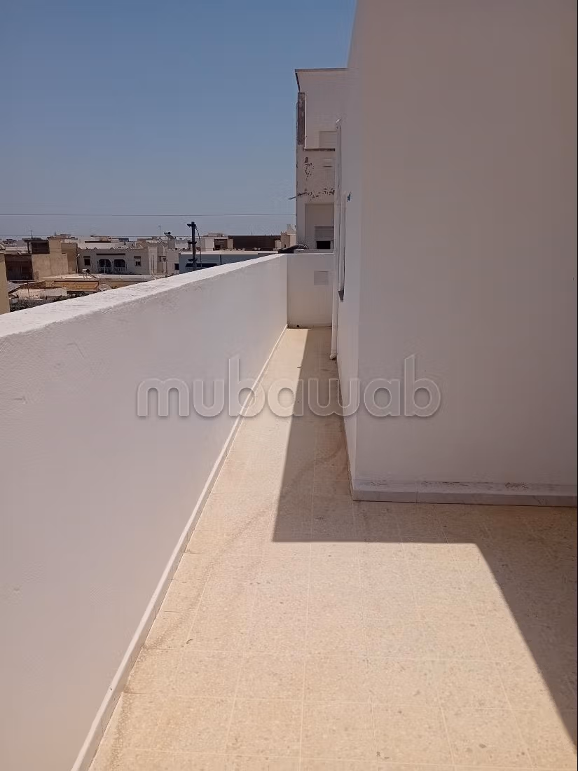 Appartamenti in vendita. Grande superficie di 76 m². Grande balcone
