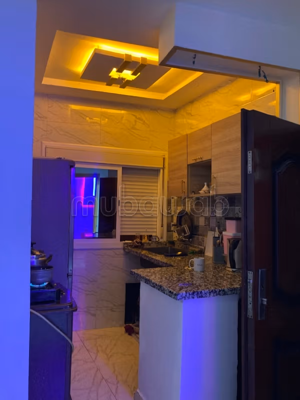 Appartamento in vendita a M'Diq. 1 camera da letto. Ben arredato