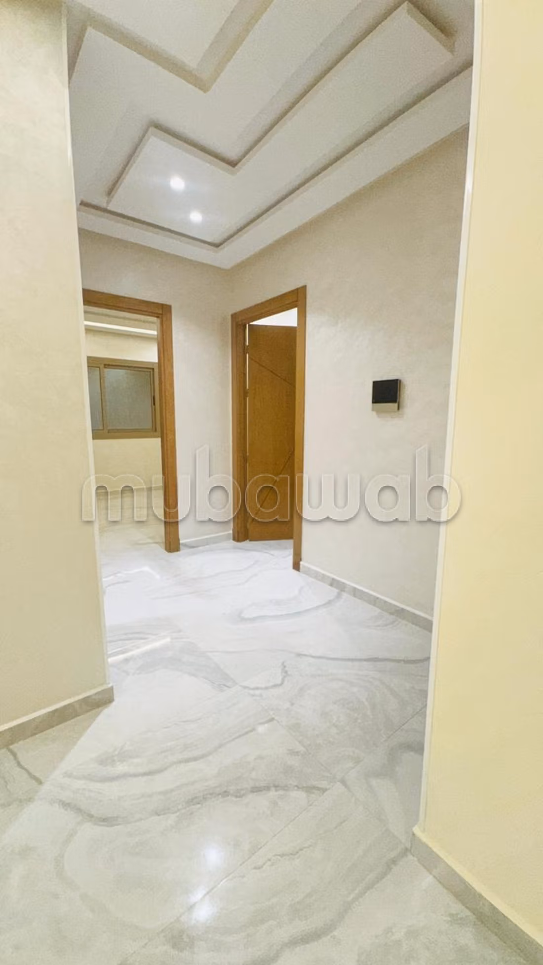 Appartement à louer à Marjane. 3 pièces. Fenêtres double vitrage