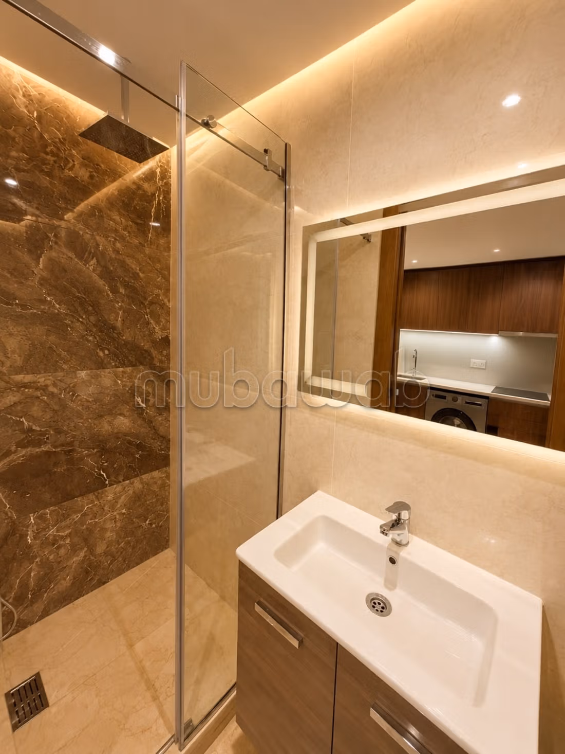 Studio vue mer 
Plus haute résidence de Tanger