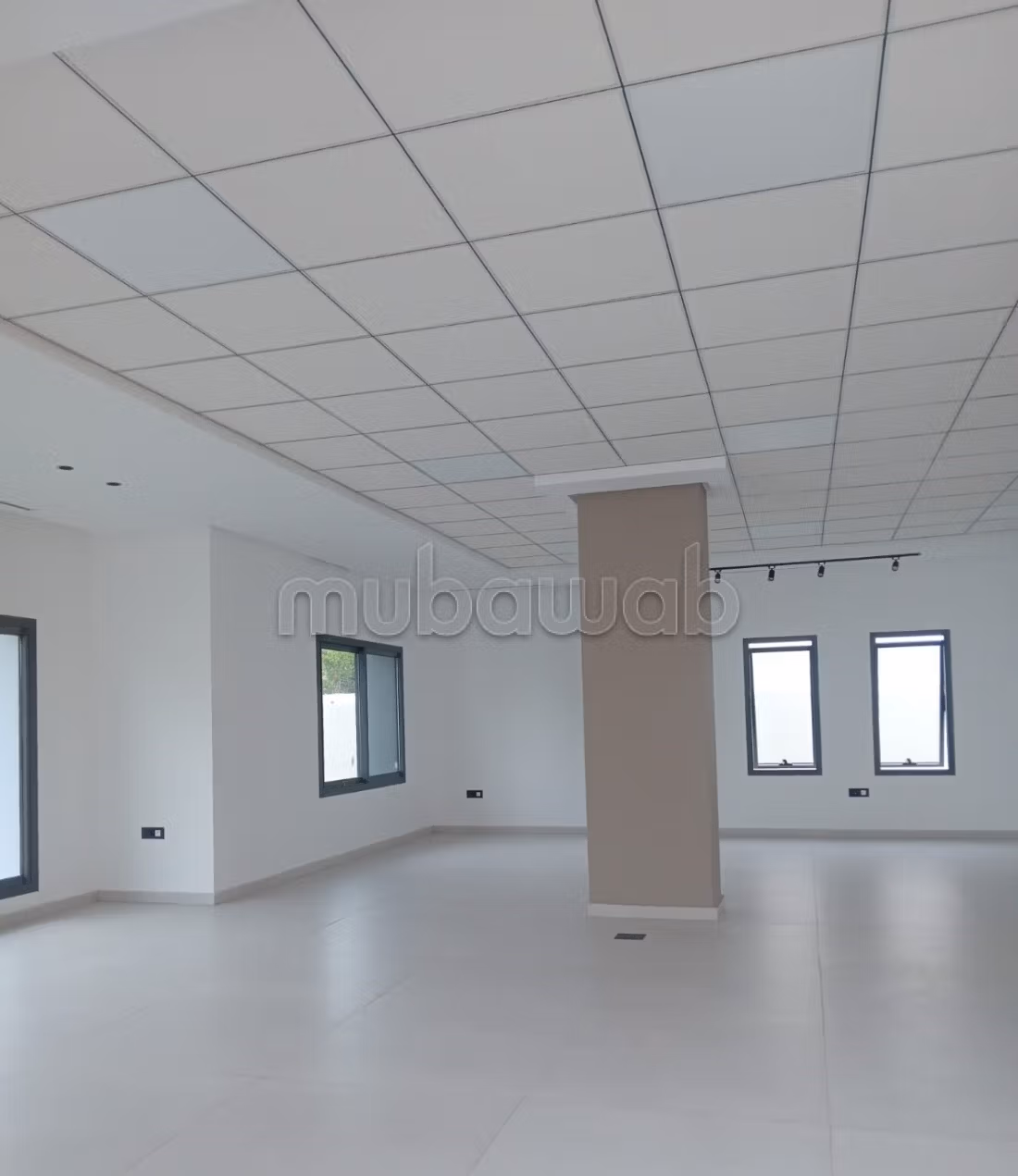 Affitto di un ufficio a Hay Riad