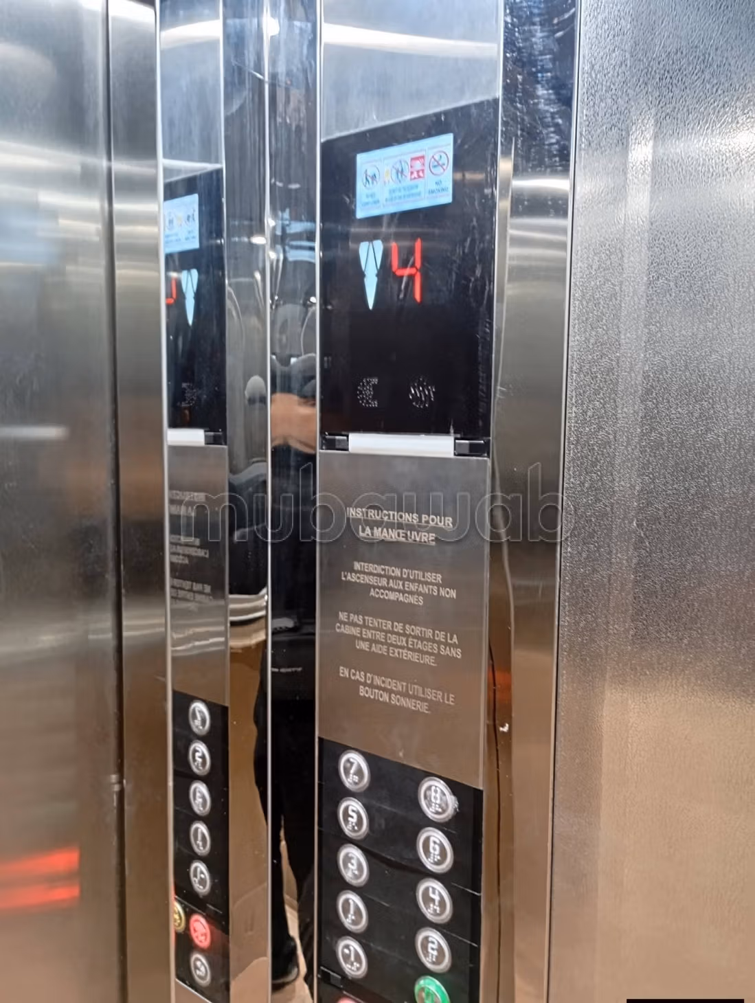 Apartamento en venta en Hamria. Superficie de 203 m². Puerta blindada, seguridad
