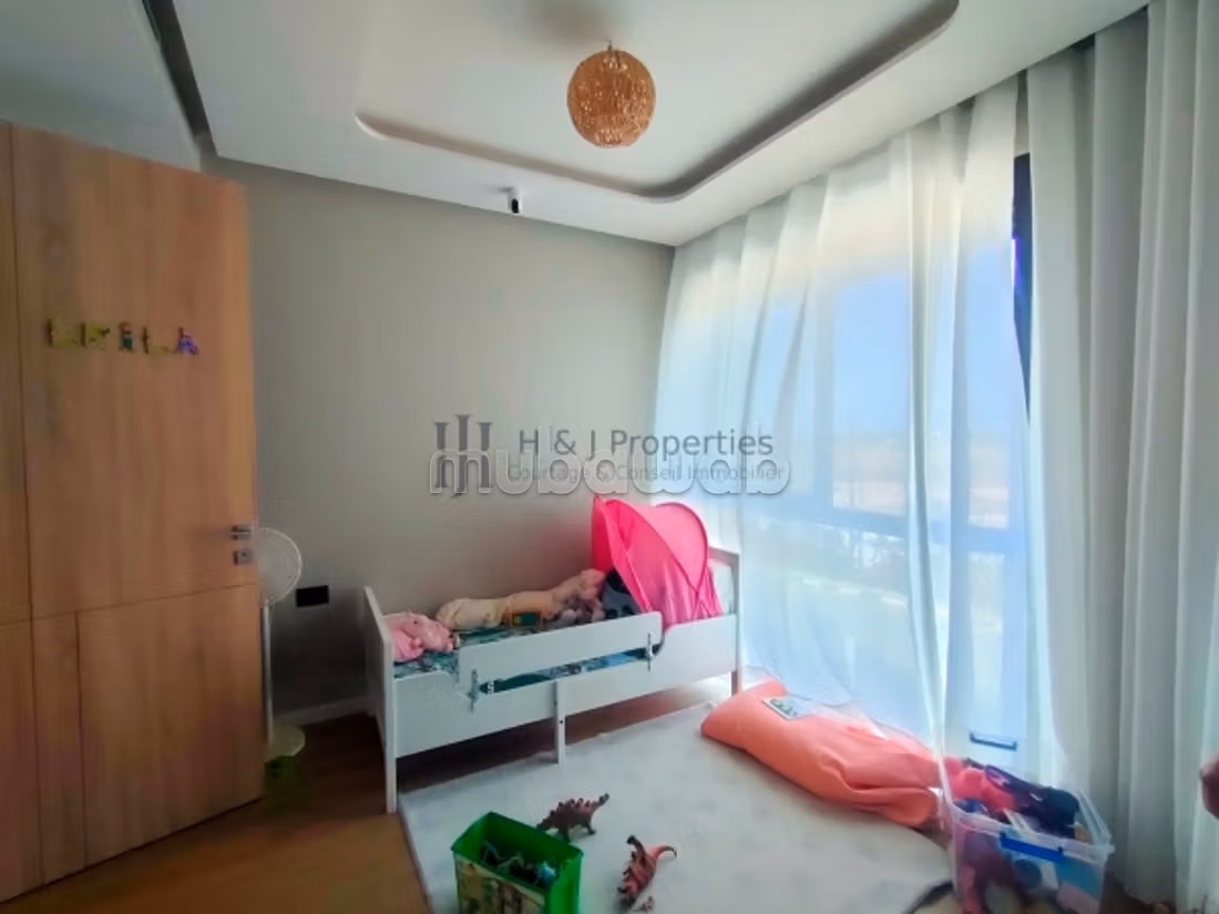 Villa 300m² meublée – 3 chambres – piscine