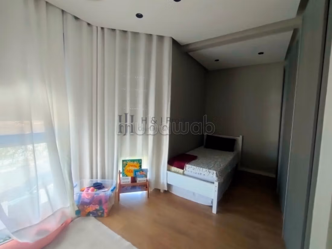 Villa 300m² meublée – 3 chambres – piscine