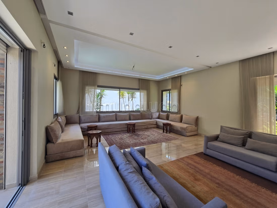 Magnificent architect-designed twin villa