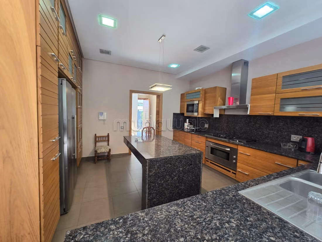 Magnificent architect-designed twin villa