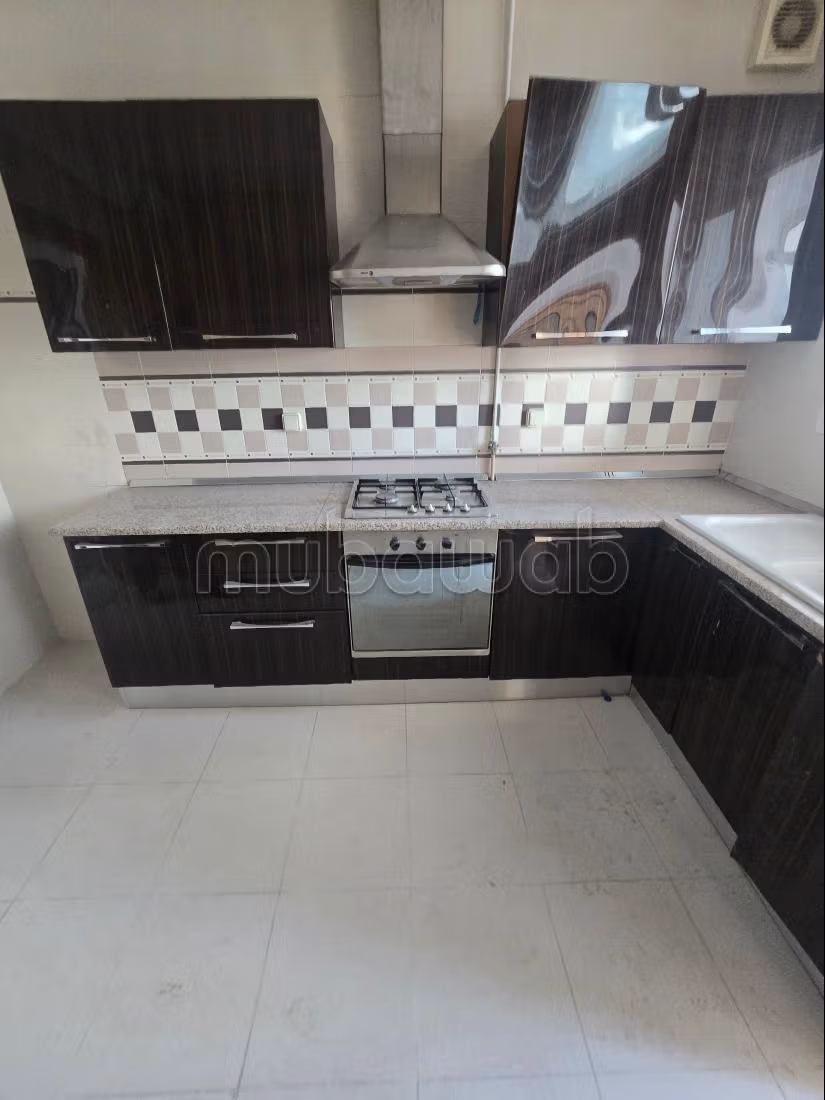 S3 apartment for rent in Lake 2 empty