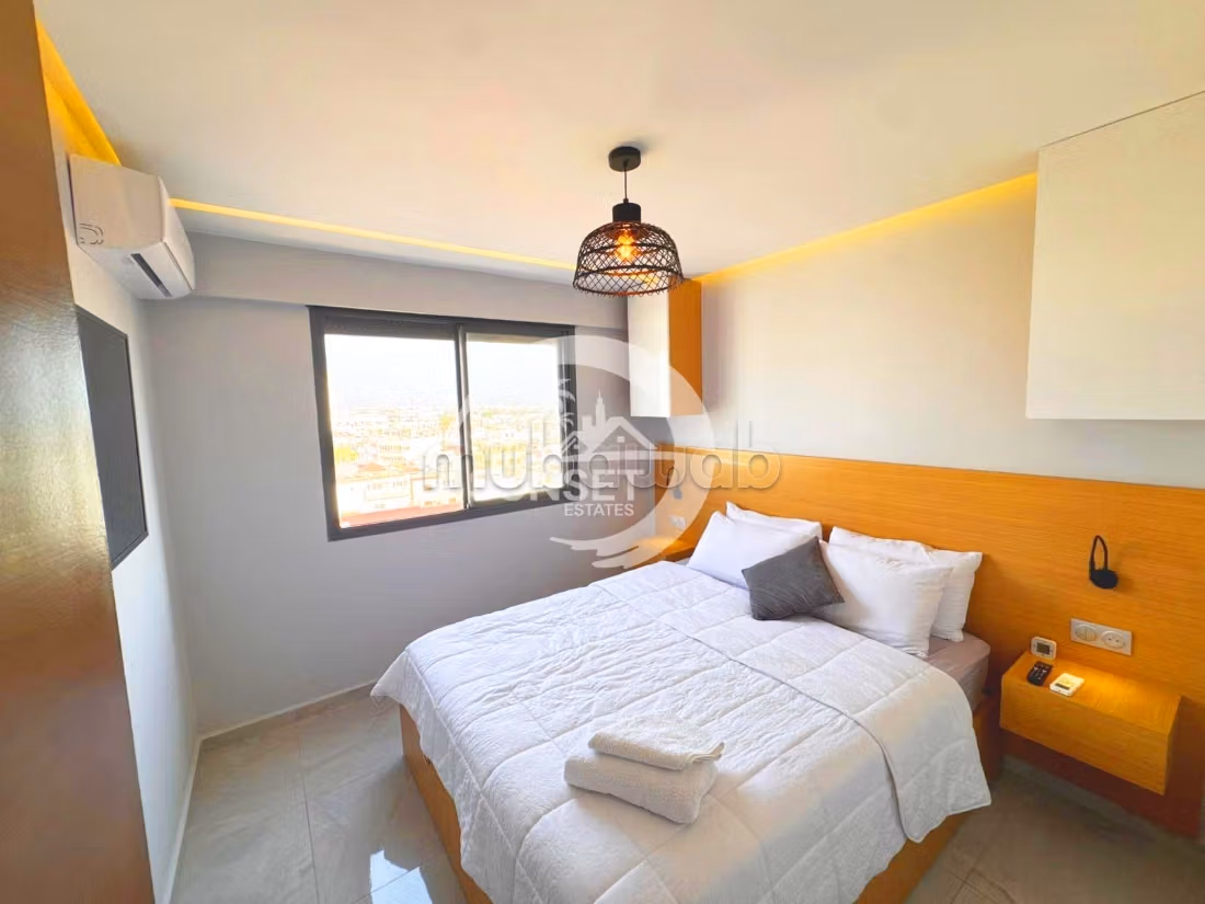 Appartement Luxe 3 Chambres à Vendre — 2