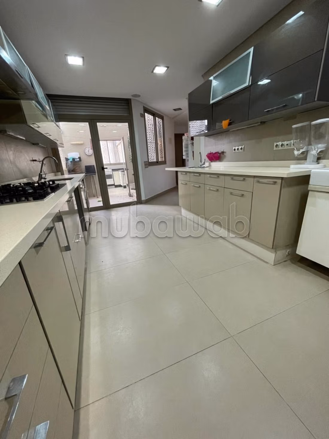 Appartement 242 m² à Mers Sultan — 8