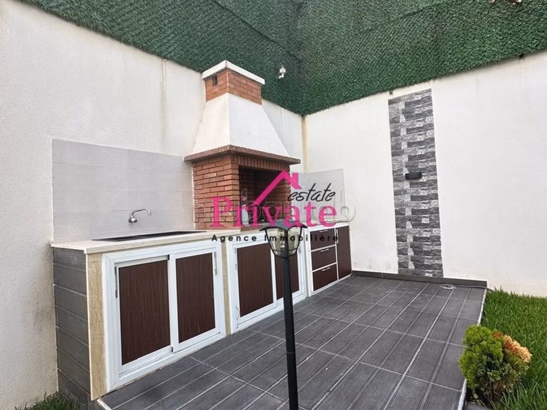 Vente VILLA 345 m² JBEL KBIR Tanger Ref: VZ421