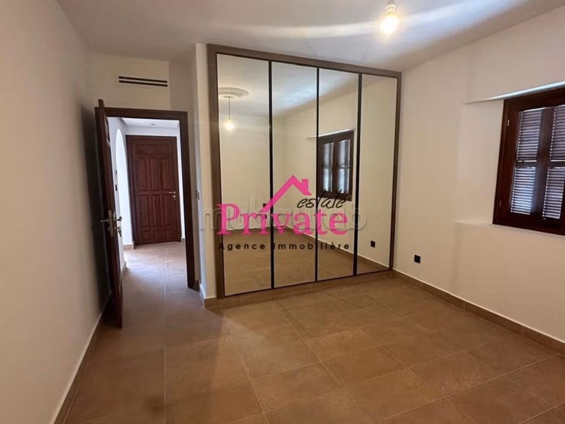Vente VILLA 345 m² JBEL KBIR Tanger Ref: VZ421