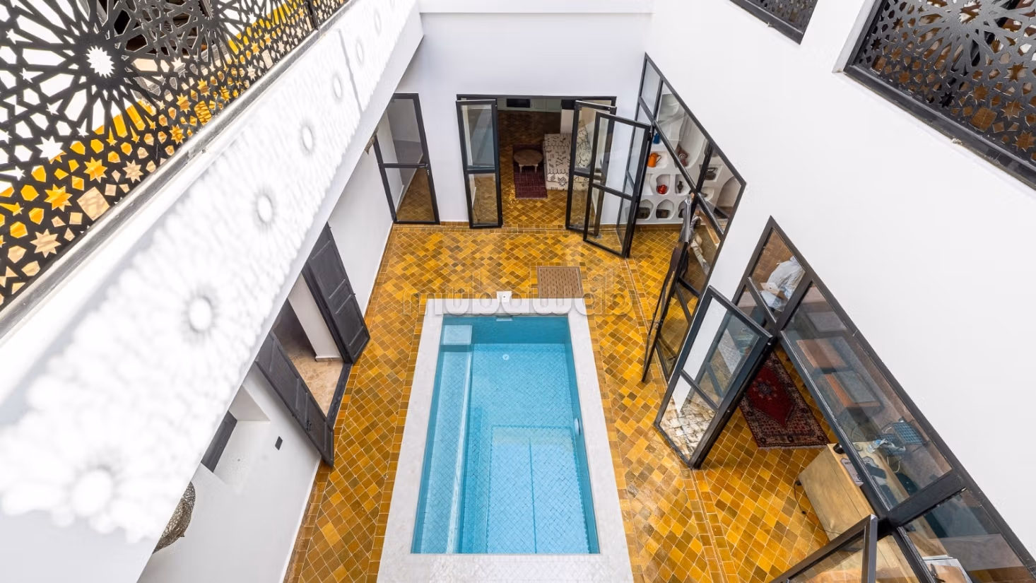 De Kunst van Leven in het Hart van Riad Laarousse