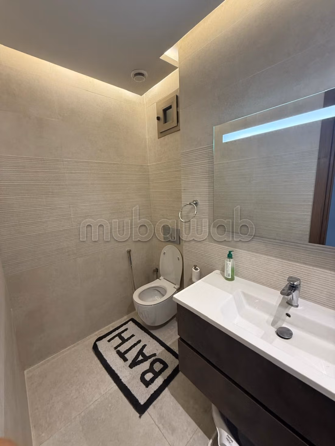 Location d’un superbe appartement meublé sur el menzeh 
route de zaer