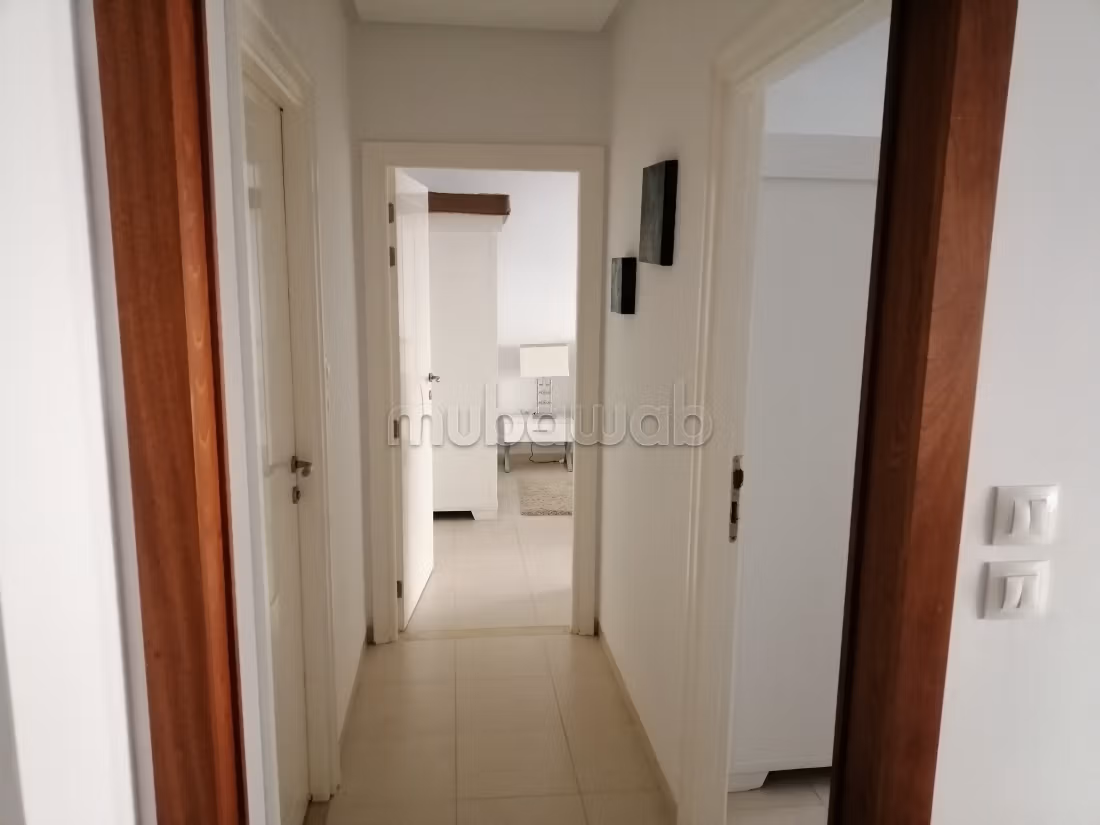 Affitto stagionale. Superficie 100 m². Antenna parabolica e sicurezza