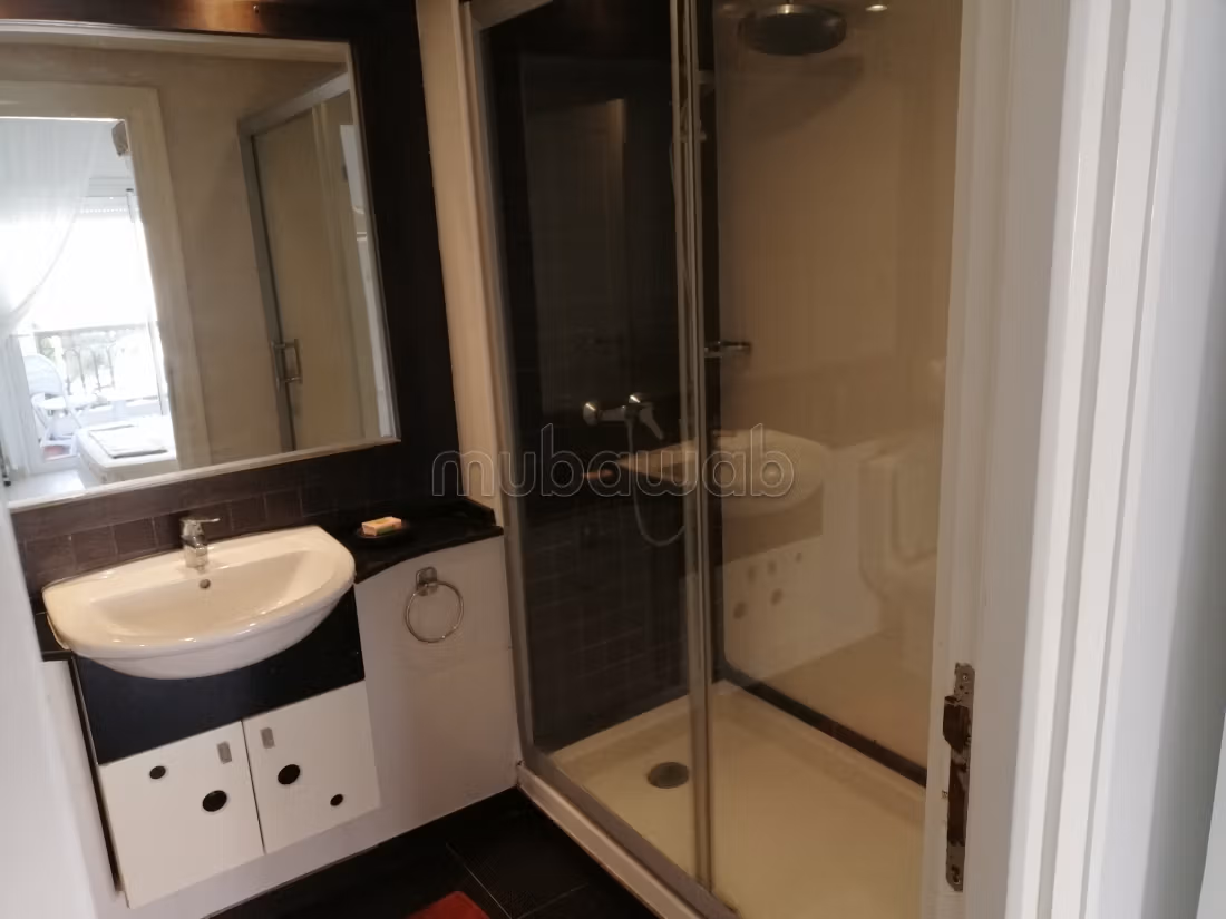 Affitto stagionale. Superficie 100 m². Antenna parabolica e sicurezza