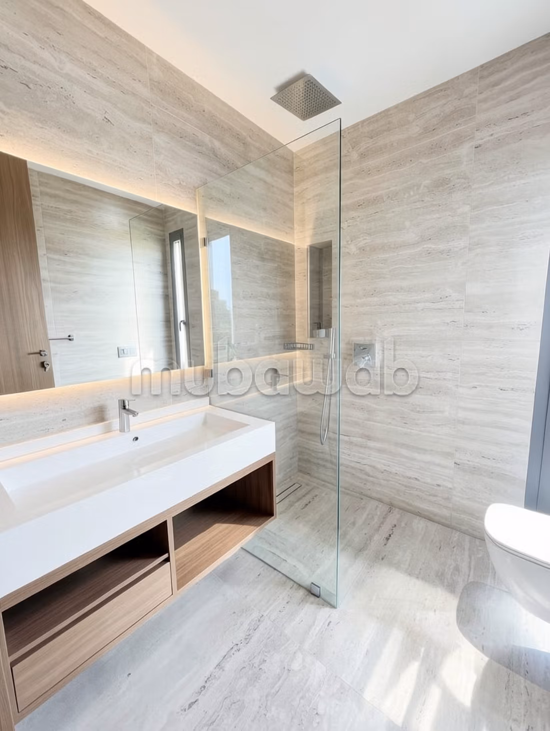 5 Bedroom Villa with Pool - Akenza