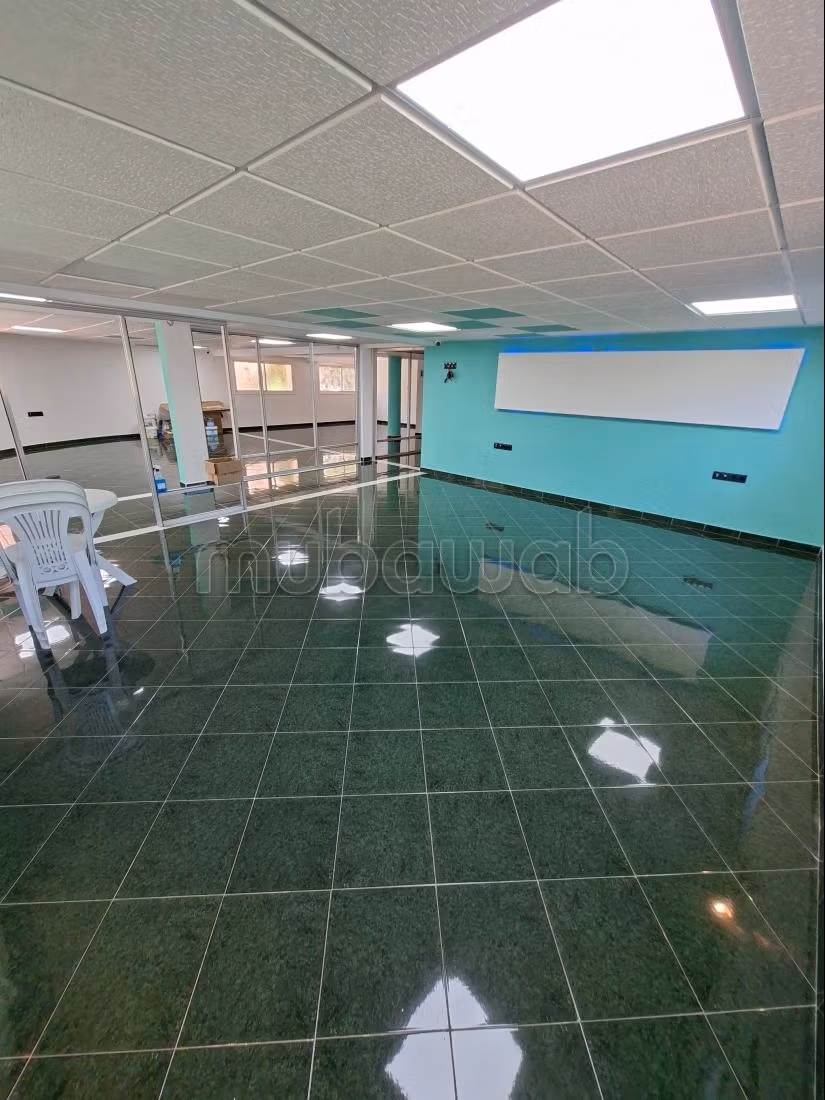 Plateau pour bureaux ou espace de stockage