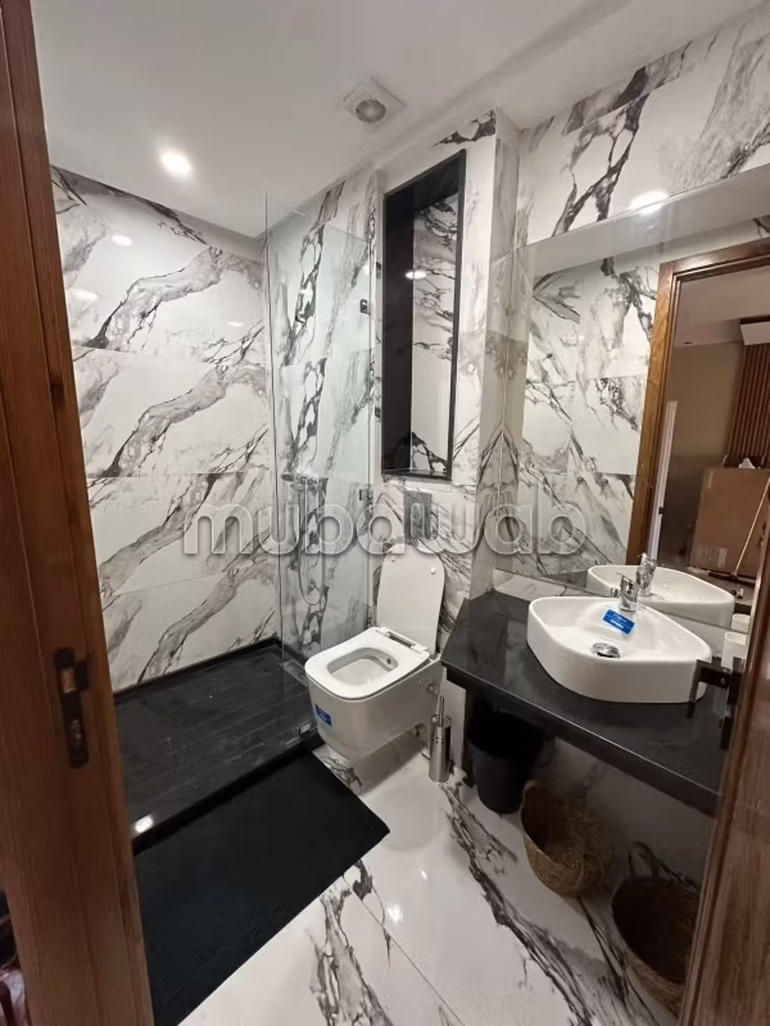 Studio meublé moderne à louer à quartier des hôpit — 5