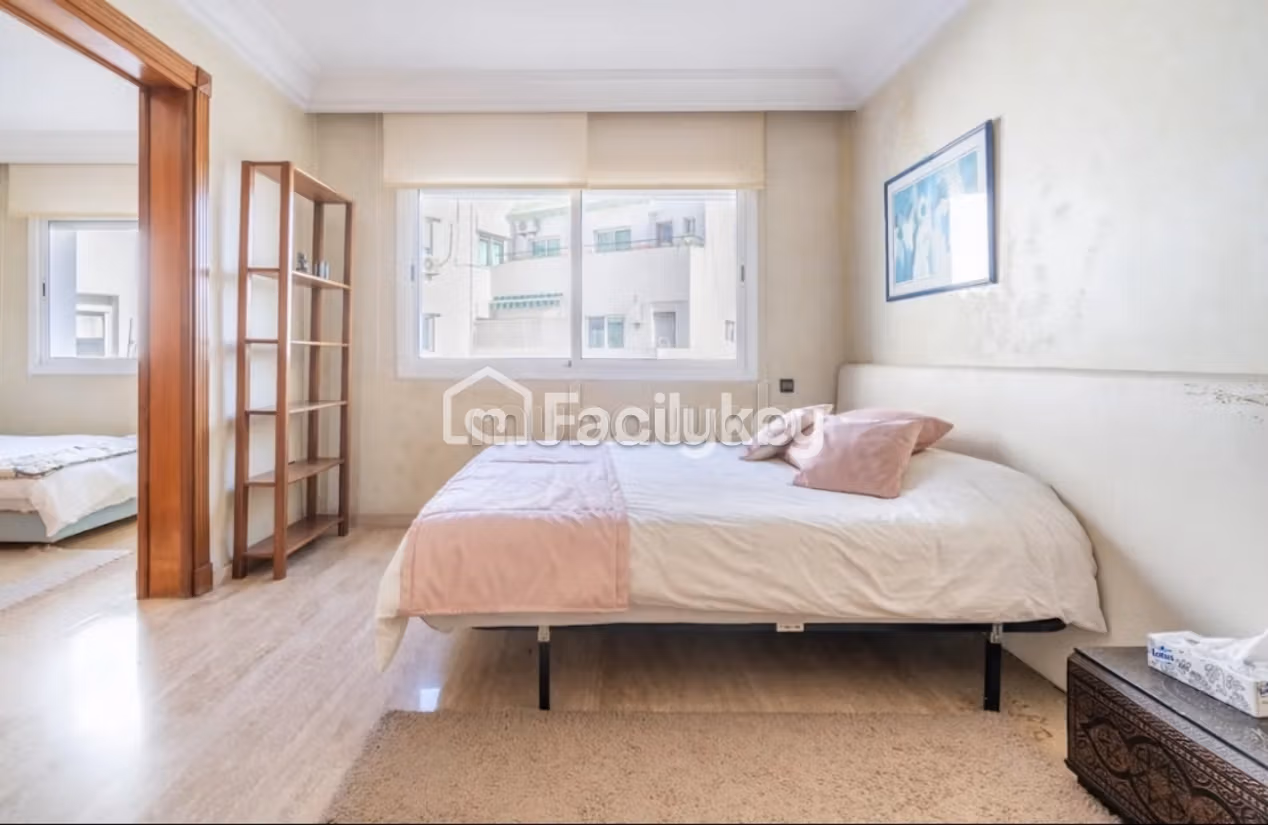 Appartement de 220 m² à Casablanca — 3
