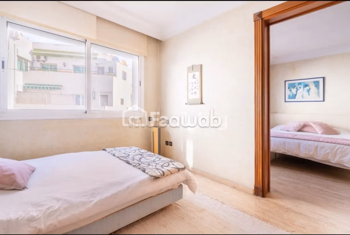 Appartement de 220 m² à Casablanca — 4