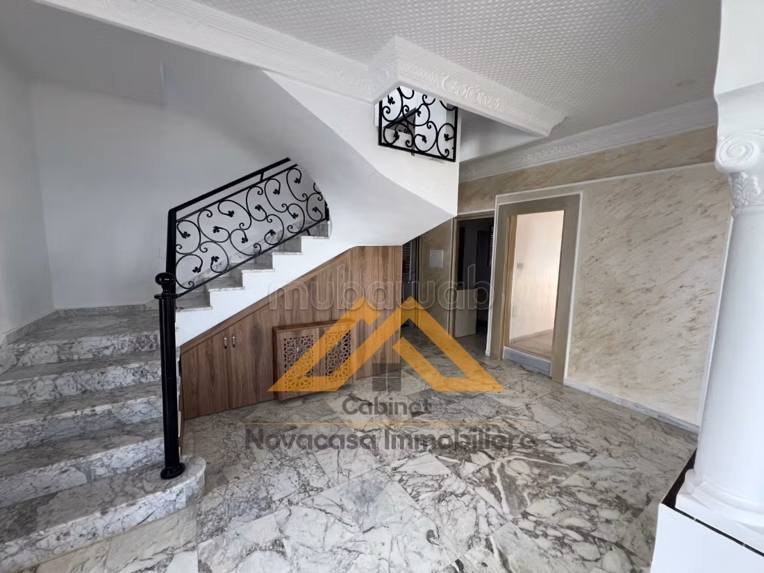 SUMMER LOCATION - Villa with waterfront in Sousse