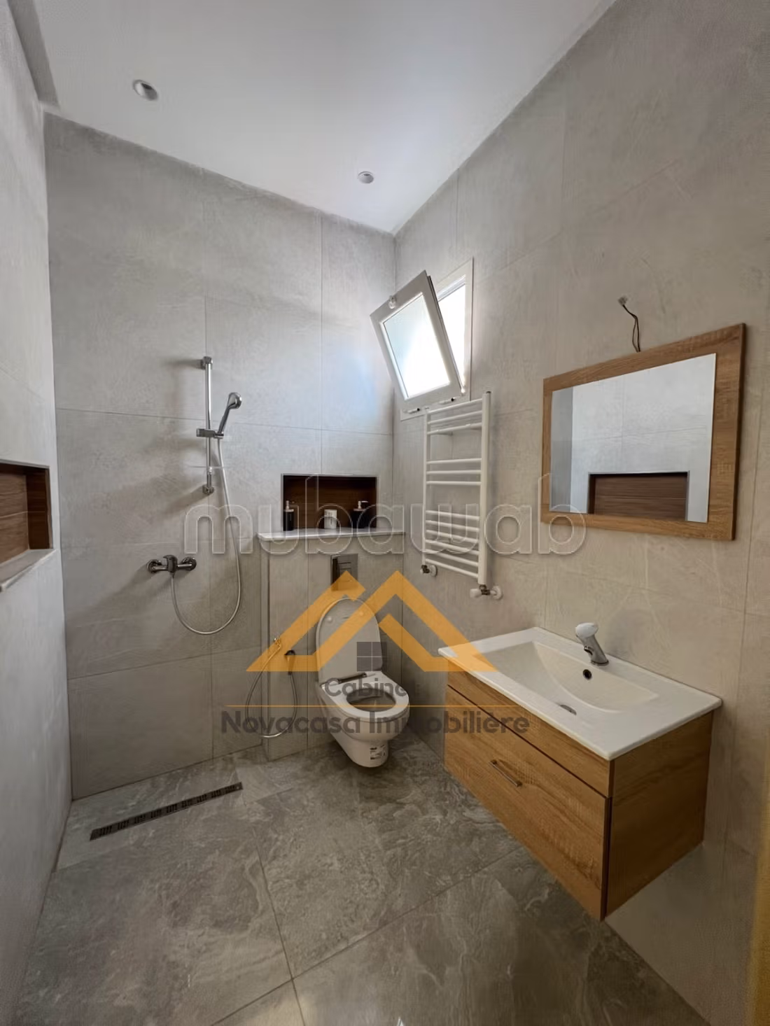 SUMMER LOCATION - Villa with waterfront in Sousse