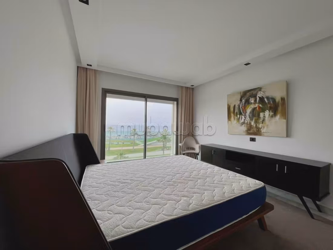 Luxe appartement 25000 dhs Boulevard de la Corniche uitzicht op zee