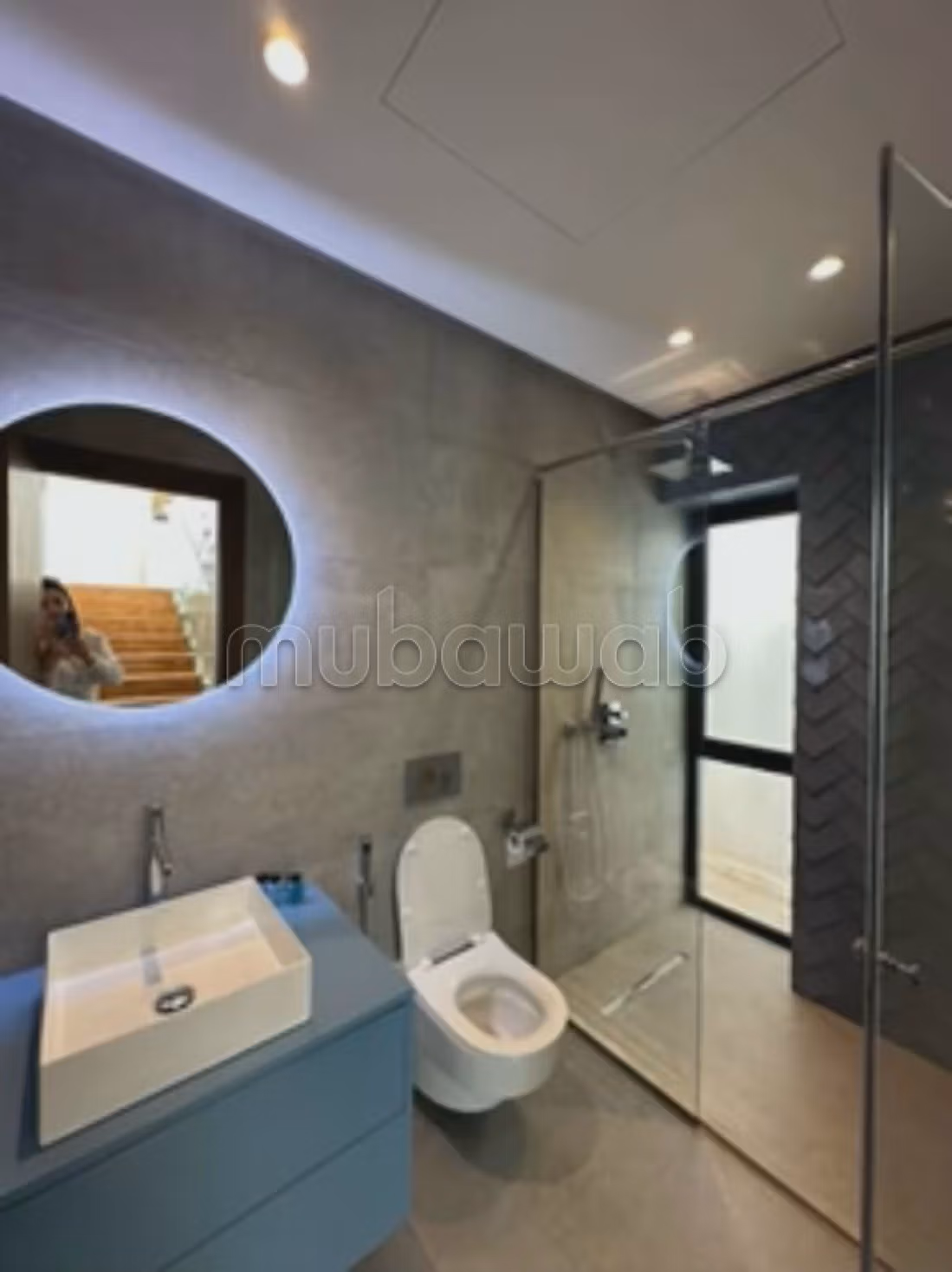 Fabulous villa for rent. 6 lovely rooms. 
Seaside