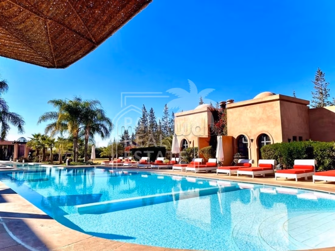 Charmant Hotel Te Koop - Route de l'Ourika, Marrakech