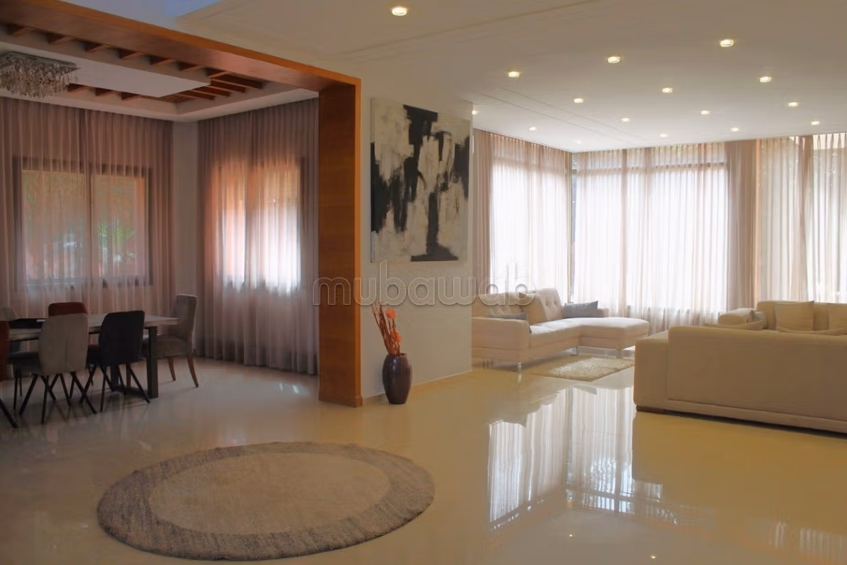 Spacious Villa for RENT EMPTY