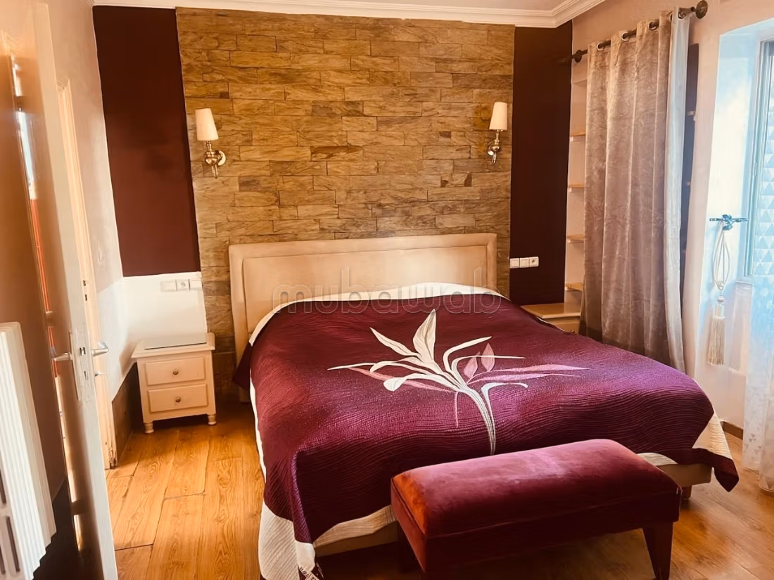 Appartement meuble — 4